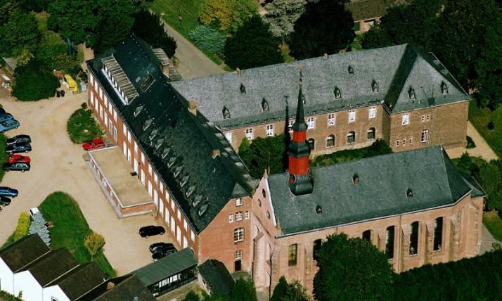 Fuessenich_Luftbild_1998