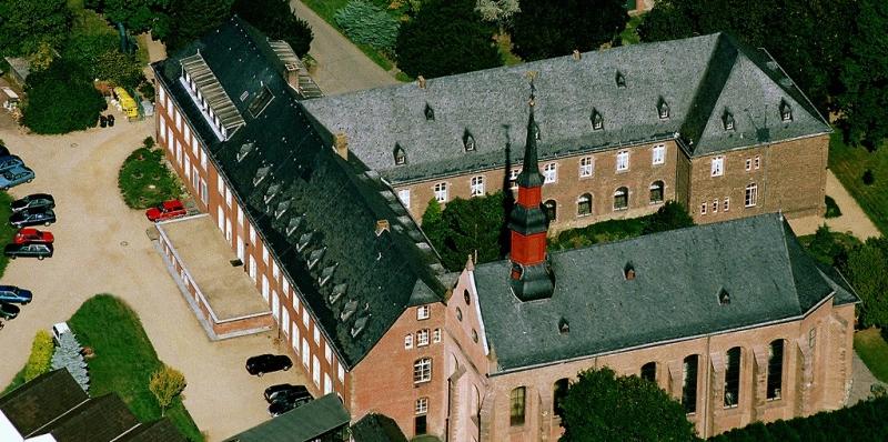 Fuessenich_Luftbild_1998