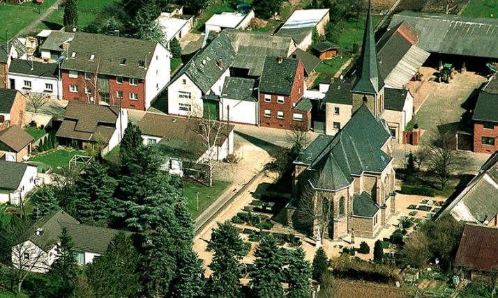 St. Pankratius Rövenich